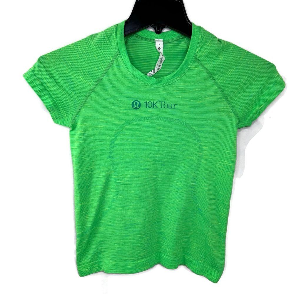 Luluemon Swiftley Tech Short Sleeve Crew Neck Bright Green Run size 4 Tight Fit
